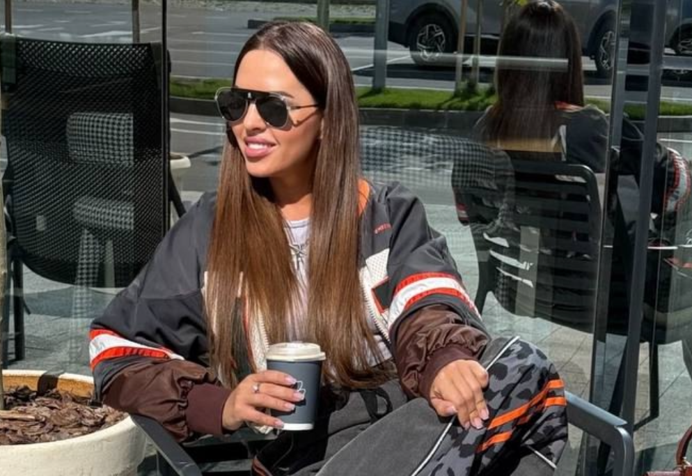 Юлия Ефременкова запросила крупную сумму алиментов для Мондезира Юлия Ефременкова запросила крупную сумму алиментов для Мондезира