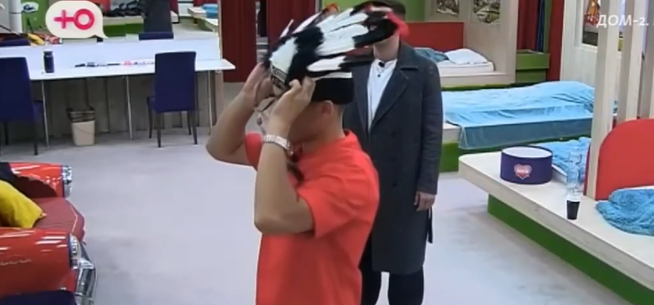 Гуранда сделал прощальный подарок Арсению Колеганову Гуранда сделал прощальный подарок Арсению Колеганову