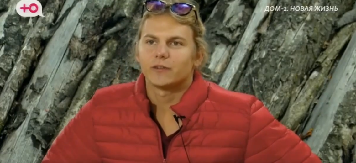 Тигран перечислил "гадости", которые ему пишет Виктория Салибекова