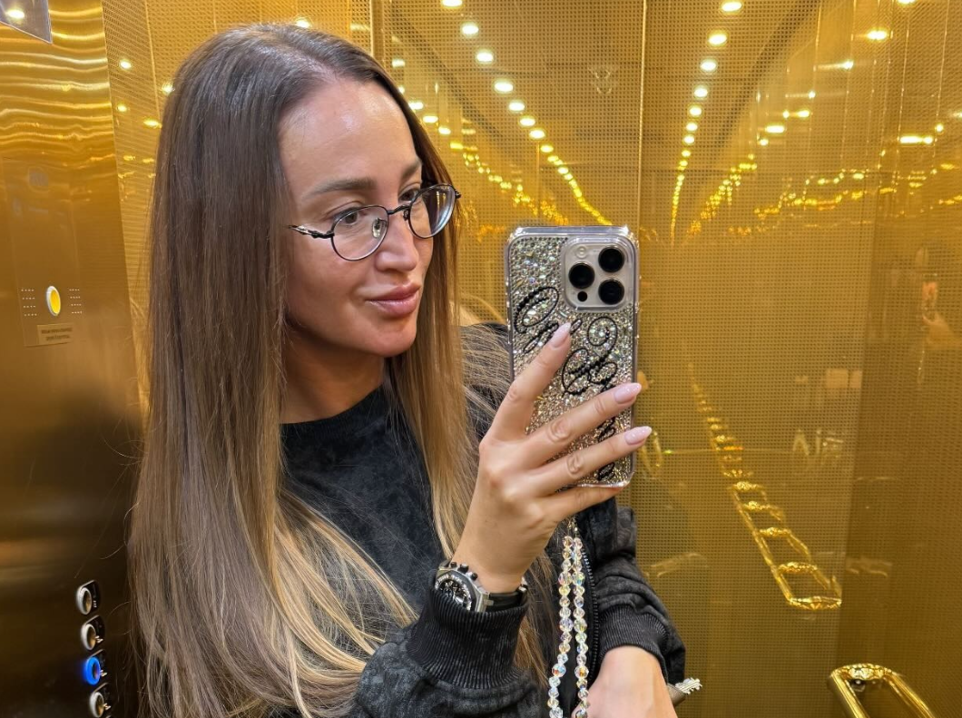 Ольга Бузова сообщила, что её аккаунт хотят взломать, как и у Ксении Бородиной