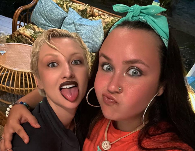 Ирина Пинчук грозит судом Альбине Кабалиной за оскорбления Ирина Пинчук грозит судом Альбине Кабалиной за оскорбления