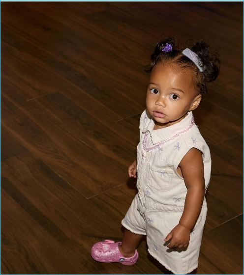 Мэри Кулешова рада побывать с дочкой на дне рождения сына Кати Жужи