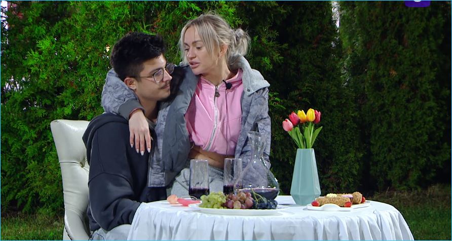 Мечту Элины Рахимовой о помолвке в Париже высмеяли в эфире Дома 2