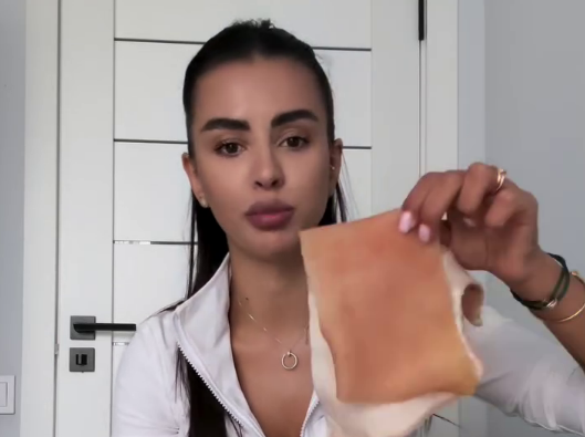 Кристина Бухынбалтэ считает, что свиная шкура вкуснее устриц