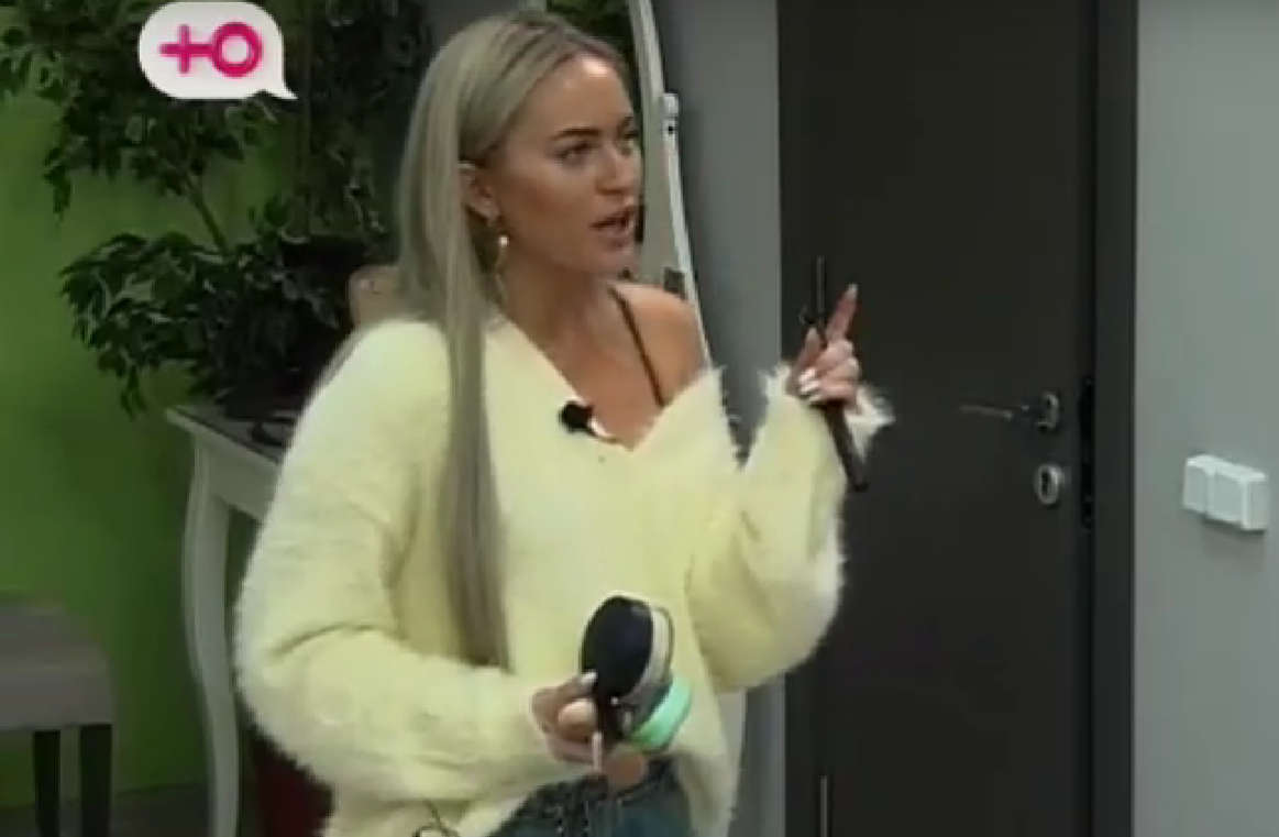 Рахимова запретила Гуранде сниматься в клипах Насти Во