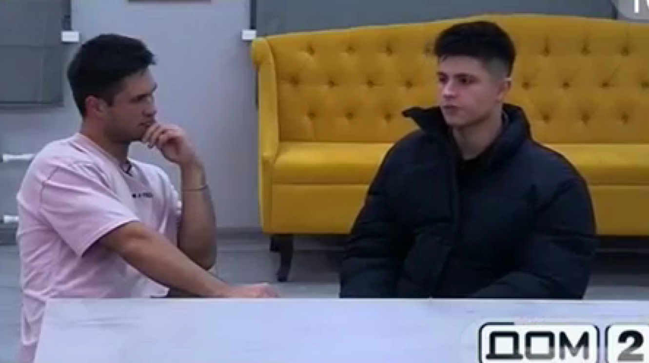 Элина Рахимова столкнула лбами Гуранду и Кристиана До Вана