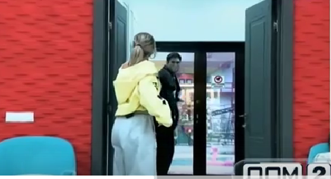 Элина Рахимова столкнула лбами Гуранду и Кристиана До Вана