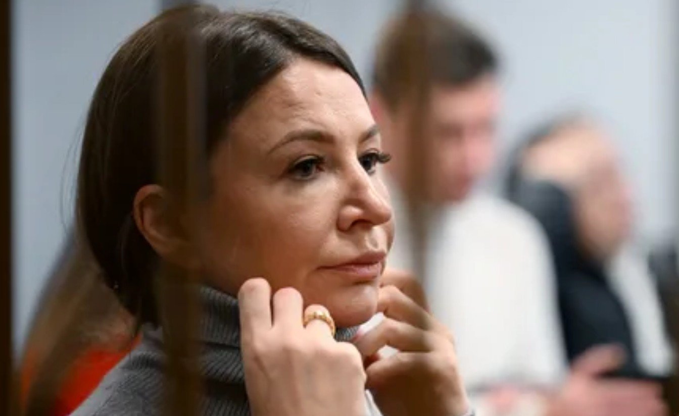 Елена Блиновская попросила отсрочить свой арест