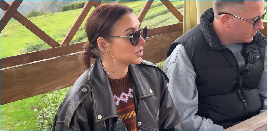 Илья Яббаров устал от женского окружения на второй площадке Дома 2 Илья Яббаров устал от женского окружения на второй площадке Дома 2