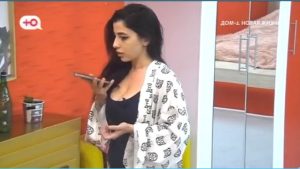 как Юнита Петросян зазывает желающих к себе на телепроект Дом 2