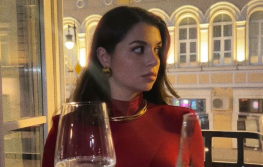 Алиана Устиненко не может выиграть суд по алиментам, как Юлия Ефременкова Алиана Устиненко не может выиграть суд по алиментам, как Юлия Ефременкова