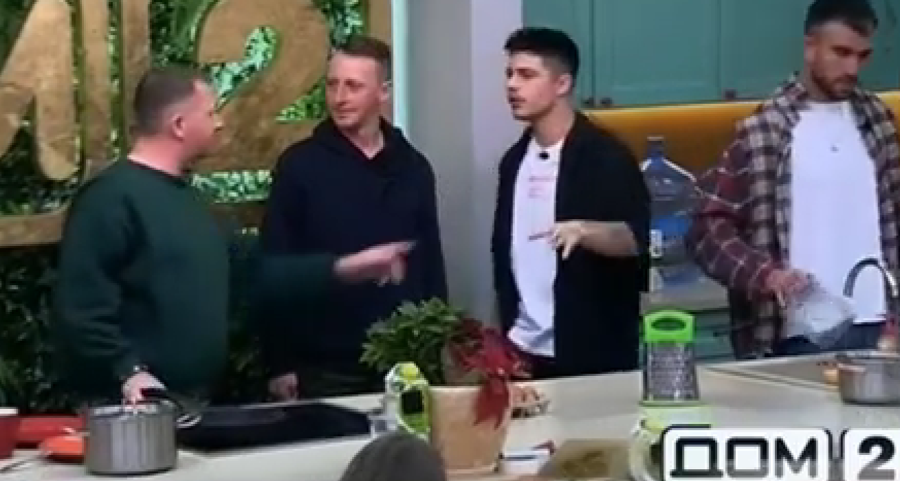 Артём Гавришов встал на колени перед Вероникой Гракович