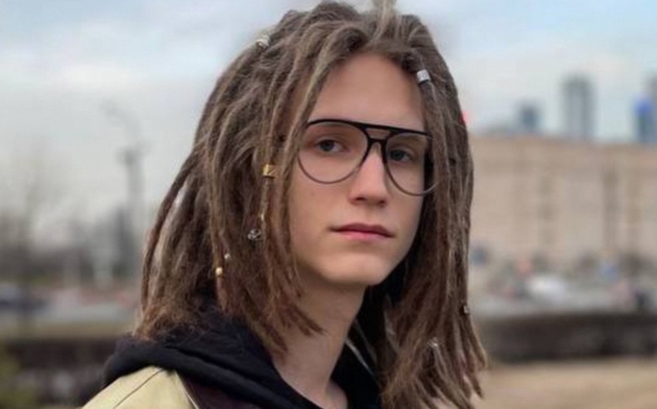 Сын Децла озвучил причину своего нежелания петь песни покойного отца