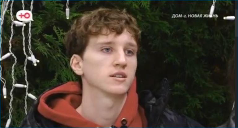 Виктория Андреева опасается идти на сближение с Евгением Сидоровым