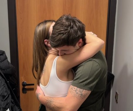 Дмитрий Луковкин в своей берлоге приютил Дорожкину с подругами