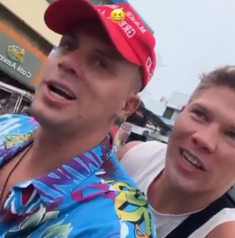 "Крокодил? Некрасиво так говорить!" - Иван Барзиков пожелал счастья Лизе Полыгаловой с женихом