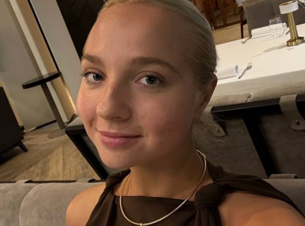 Дорожкина улетает в Дубай, оставляя Хорошева с Луковкиным