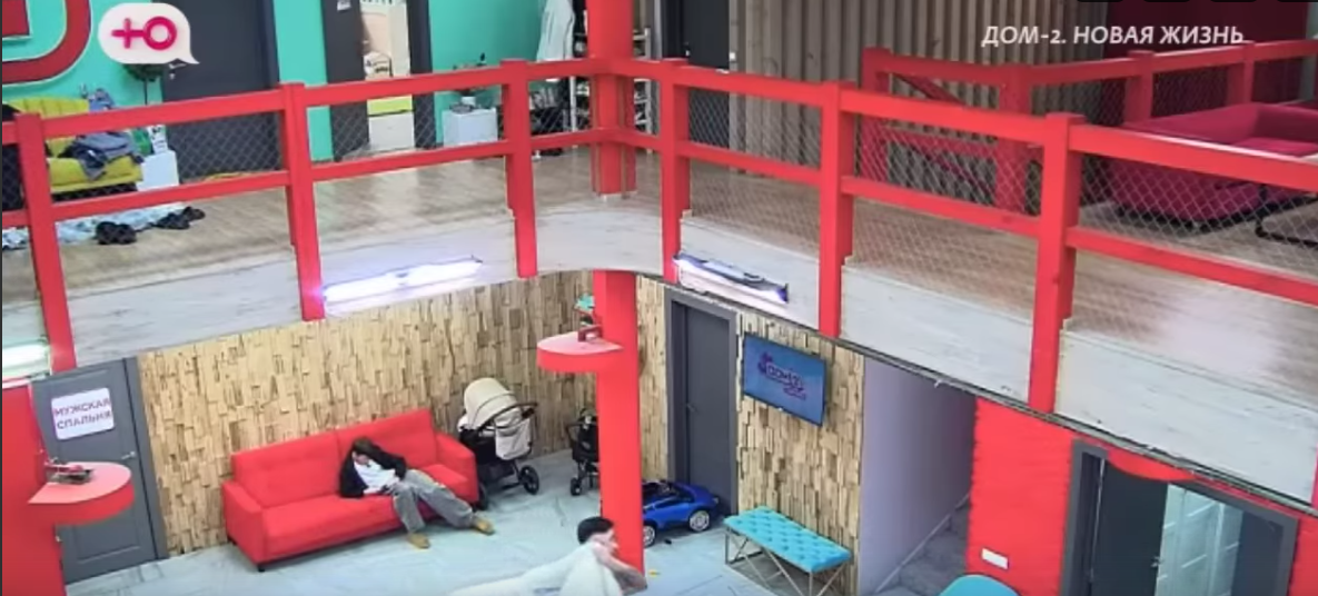 Участников Дома 2 могут заставить строить новый дом