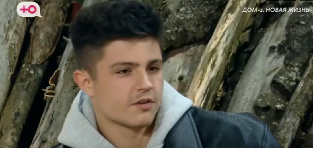 Никита Гуранда ждёт люксовую девушку на перевалочном пункте "Элина"