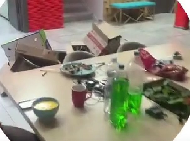 Игорь Григорьев считает, что живет среди свиней