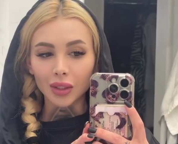 Клавдия Безверхова отправилась в командировку и увидится в Минске со своим сыном Клавдия Безверхова отправилась в командировку и увидится в Минске со своим сыном