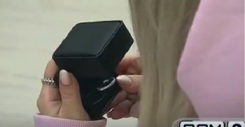 Элина Рахимова отказывается кланяться бабушке Гуранды каждый день