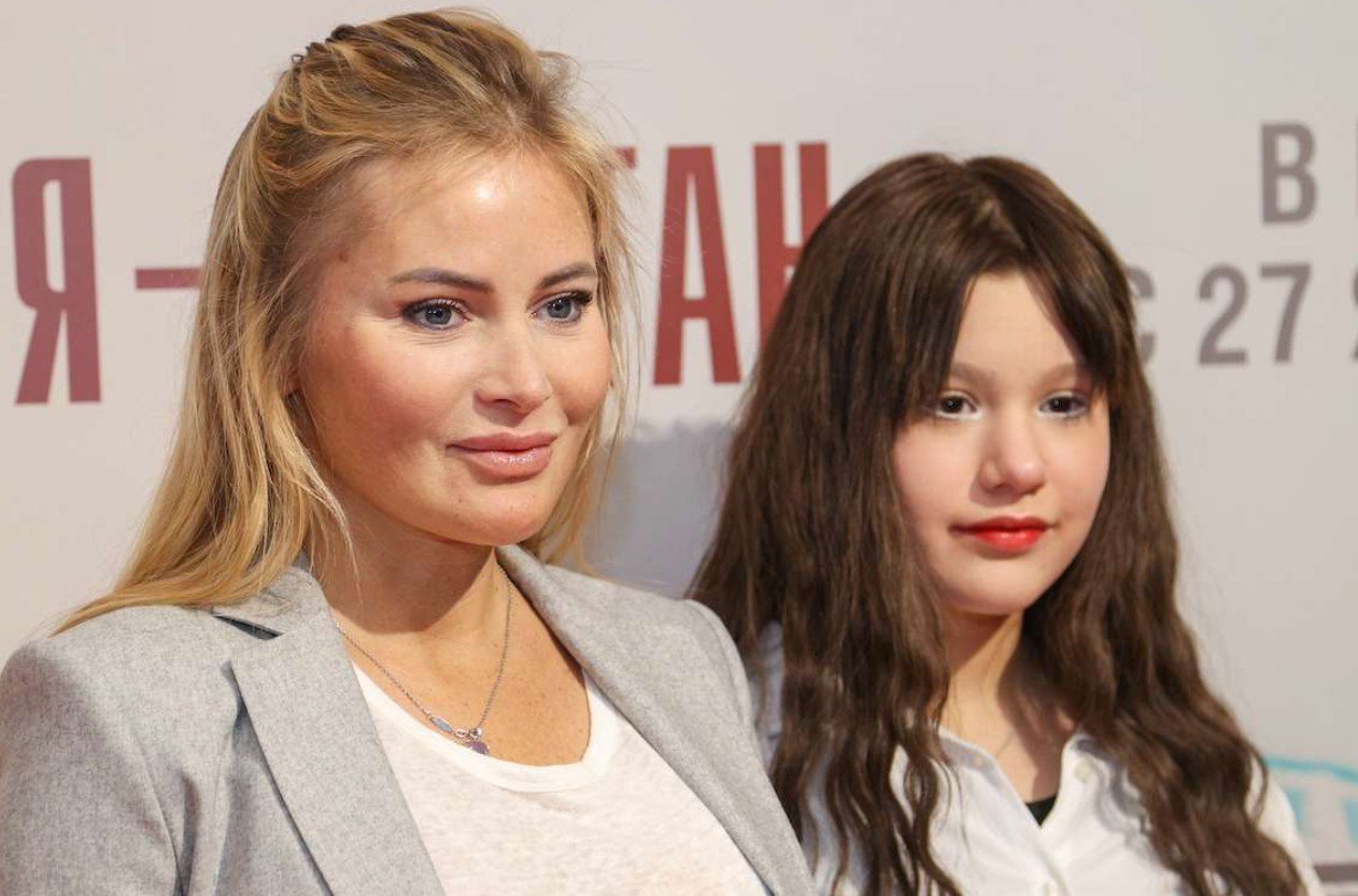 Дочь Даны Борисовой рассказала о давлении на нее мамы Дочь Даны Борисовой рассказала о давлении на нее мамы