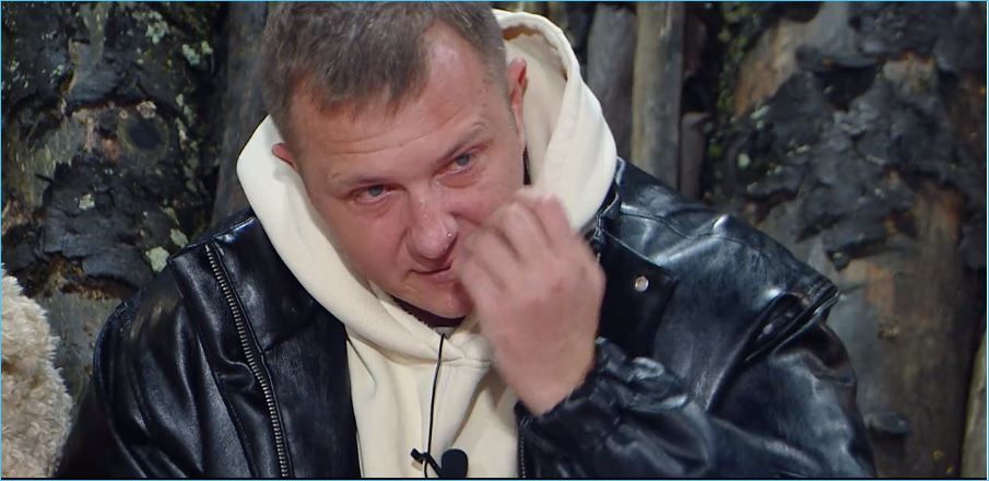 Выяснилось, почему провалилась идея Яббарова о трудотерапии для девушек на поляне Дома 2 Выяснилось, почему провалилась идея Яббарова о трудотерапии для девушек на поляне Дома 2