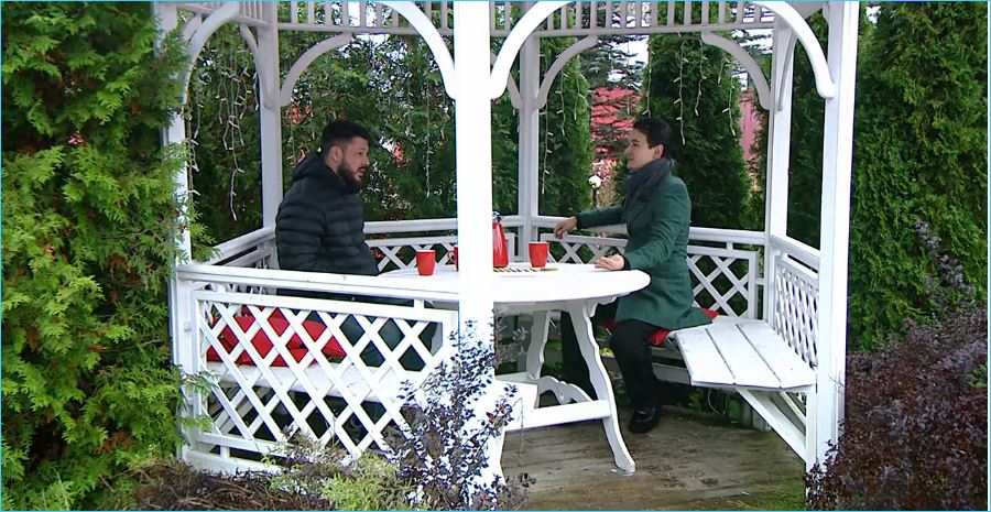 Юните Петросян нравится поведение новичка Дмитрия, не нарушающего её личных границ