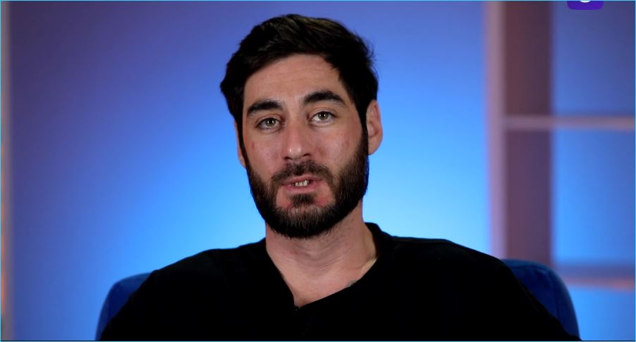 С рождением ребенка между ним и женой растет пропасть, считает Тигран Салибеков