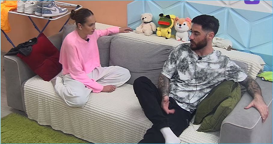 Тигран Салибеков давно не шутит по поводу жены Виктории. И не желает быть мужем-содержанкой