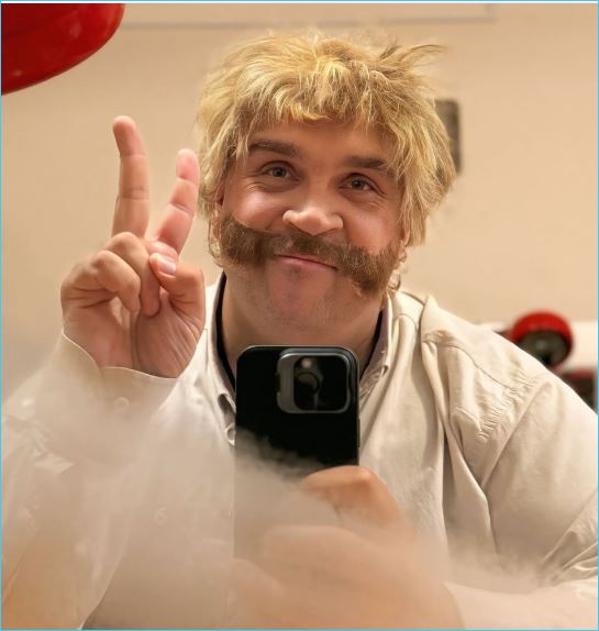 У Глеба Жемчугова есть новые поводы для радости на работе и в семье У Глеба Жемчугова есть новые поводы для радости на работе и в семье