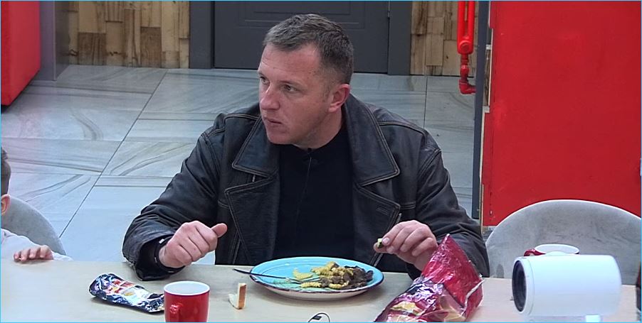 Выяснилось, почему провалилась идея Яббарова о трудотерапии для девушек на поляне Дома 2