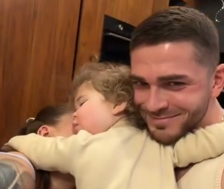 Роман Капаклы назвал свою дочь Мию 