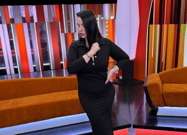 Произошел жуткий скандал у Саши Черно и хейтеров на шоу 