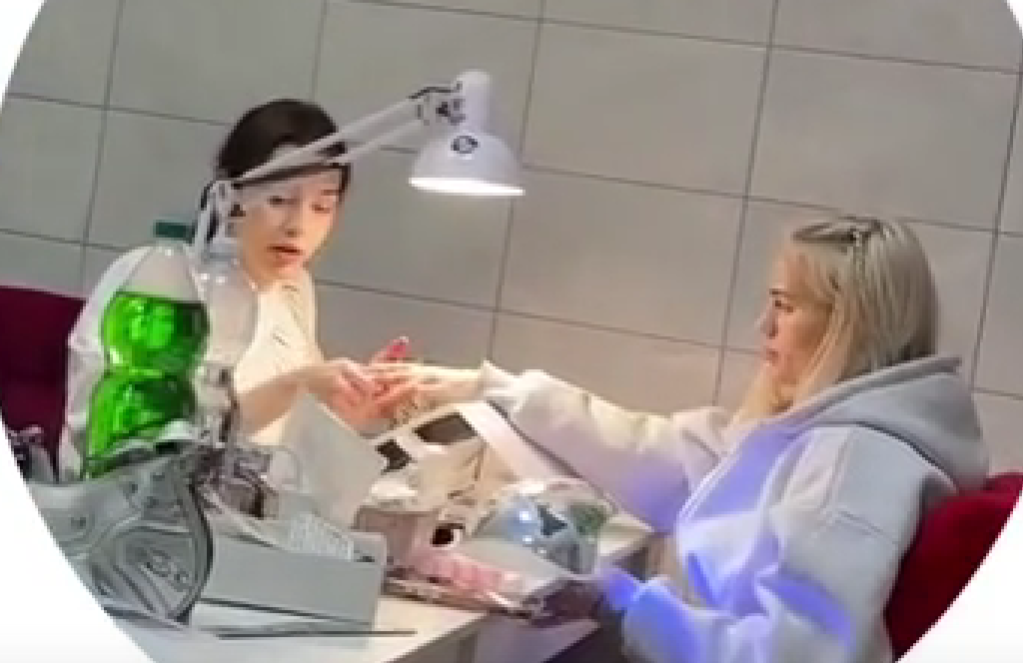 Виктория Андреева забрала последние "пожитки" с Поляны