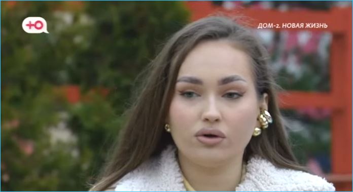 Виктория Салибекова считает брата Андрея неблагодарным вруном