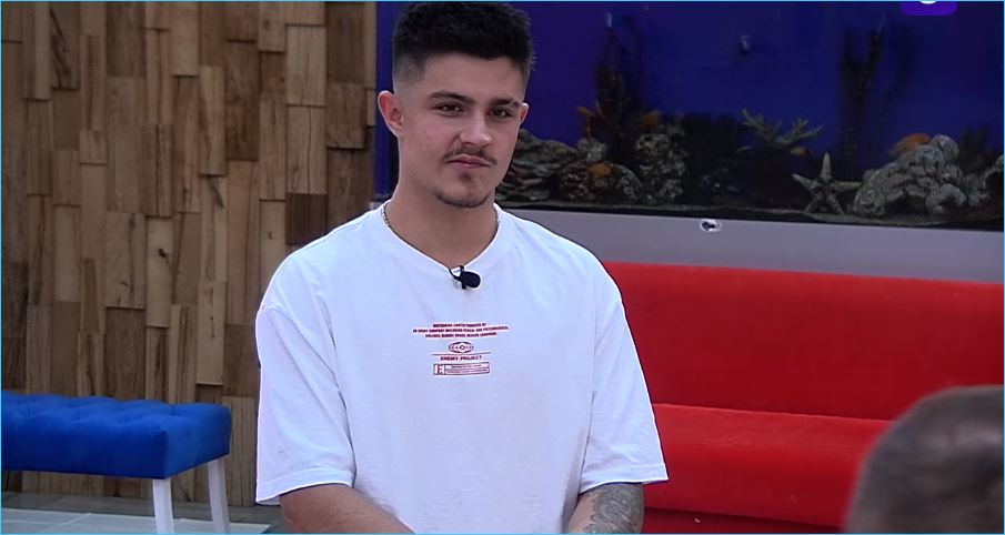 Не только Никите Гуранде не дают покоя бывшие бойфренды Элины Рахимовой