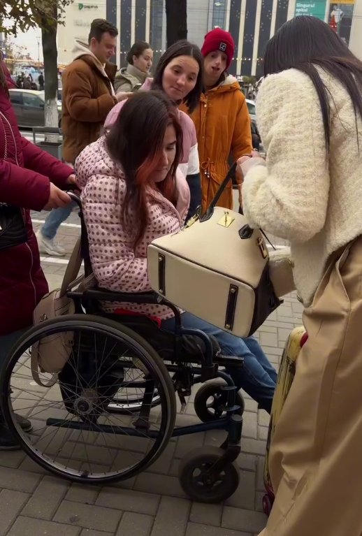 Кристина Бухынбалтэ призывает помогать деньгами молдавским малоимущим