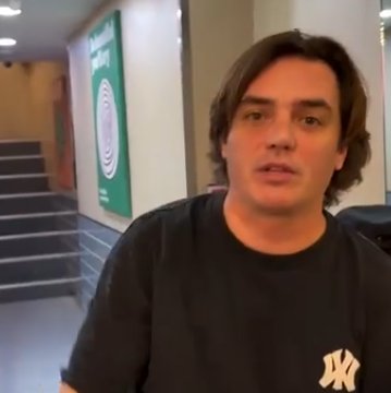 Евгений Кузин отмечает день рождения с Барзиковым в Таиланде