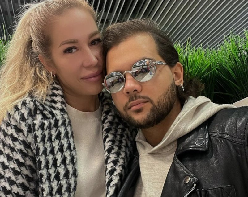 Надежда Ермакова про мужа Даниэля: Иногда люди чужими становятся в одночасье Надежда Ермакова про мужа Даниэля: Иногда люди чужими становятся в одночасье