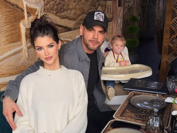 Анна Самонина получила угрозы от Максима Евстропова забрать ребёнка Анна Самонина получила угрозы от Максима Евстропова забрать ребёнка