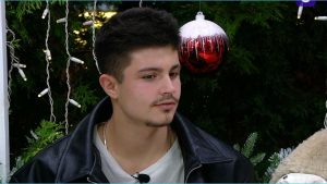 как Никите Гуранде посоветовала мама ради тренировок ночевать в женской спальне