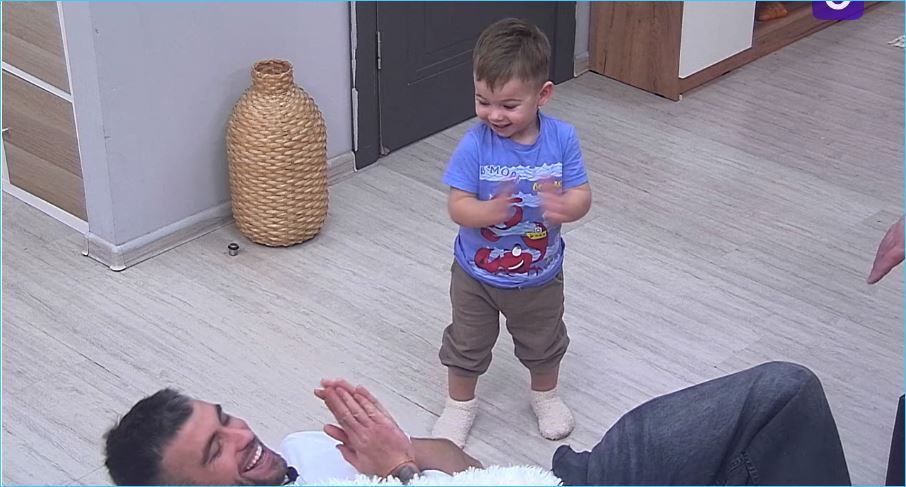 Нет позитивных примеров отношений среди участников Дома 2, считают зрители