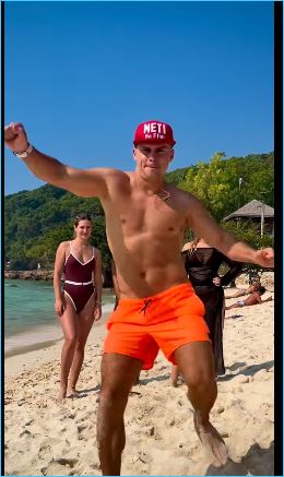 Отпустила ли окончательно Кристина Бухынбалтэ свои чувства к Барзикову, спорят её фанаты