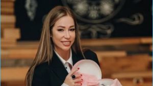 как Надежда Ермакова после съемок в маске опять вспомнила о своем разводе с Чистовым