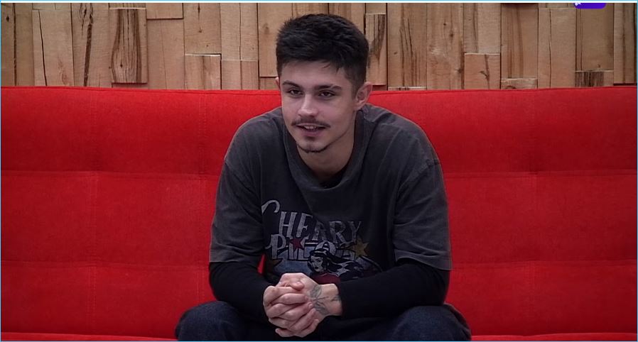 Никита Гуранда ищет девчонок со своим вайбом, ярких и смелых