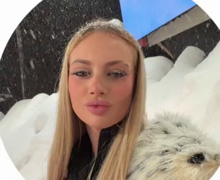 Девушка Альберта Граковича 