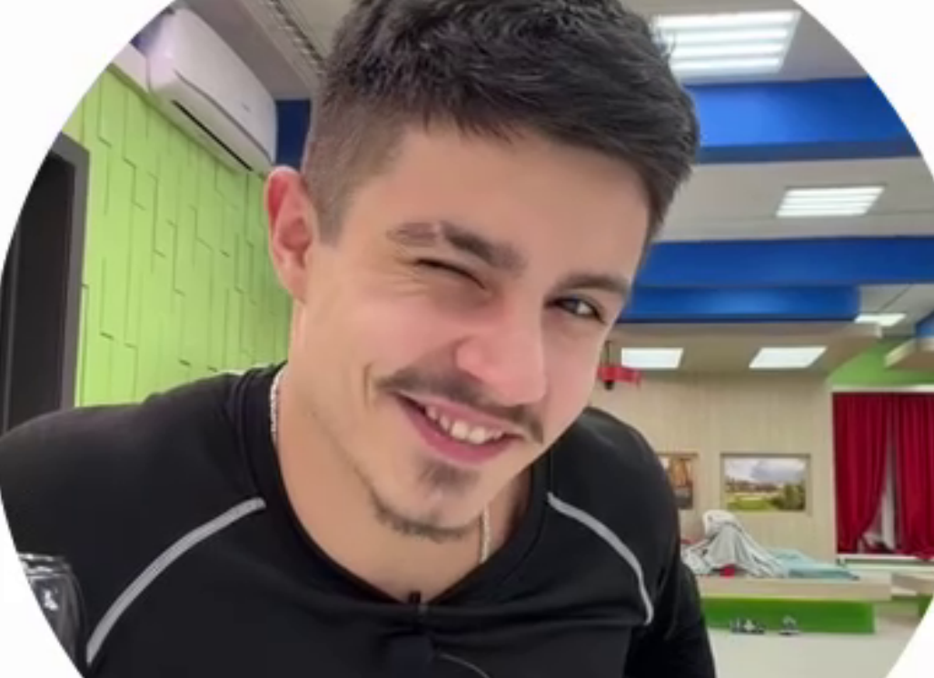 Никита Гуранда объяснил, почему его новая девушка Дарья отказалась от Никита Гуранда объяснил, почему его новая девушка Дарья отказалась от