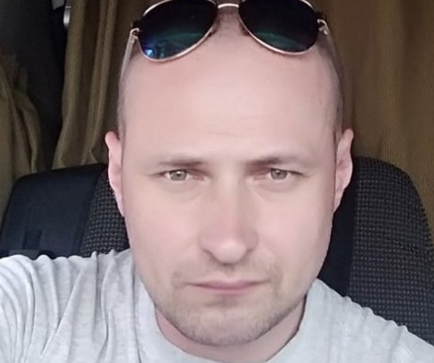 Папа Виктории Салибековой хочет забрать с проекта сына Андрея и 